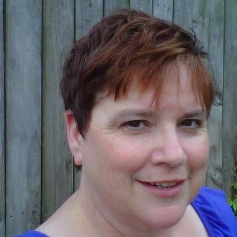 Meet your Posher, Carol
